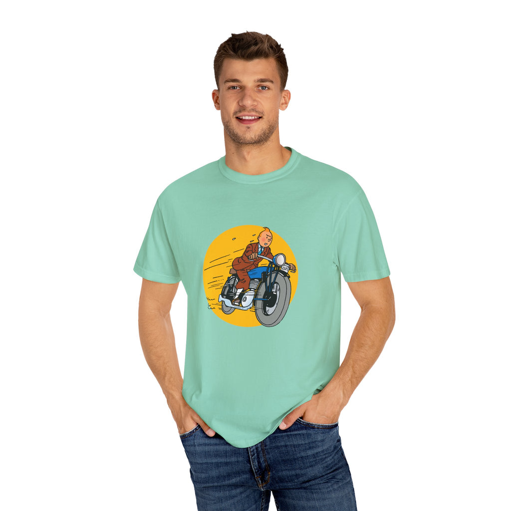 Tin Tin to the Rescue!  Mens T-shirt